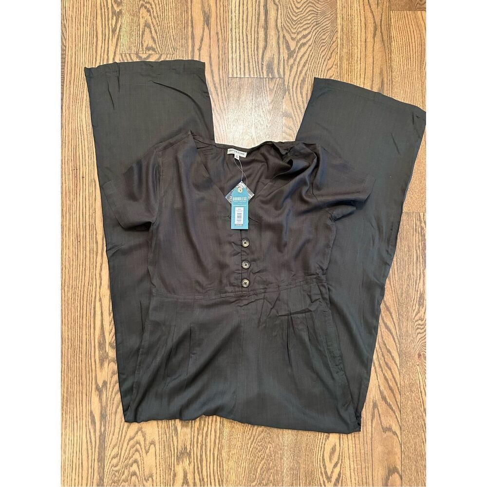 🌸 Earthbound Dark Green Short Sleeve Pant Jumpsuit With Button Front Size Small